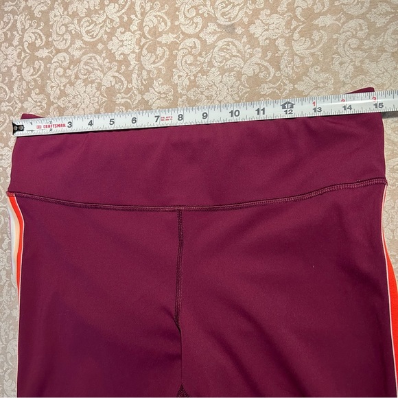 Athleta ~Contender Side Stripe Medium Capri Workout Leggings - Picture 11 of 15